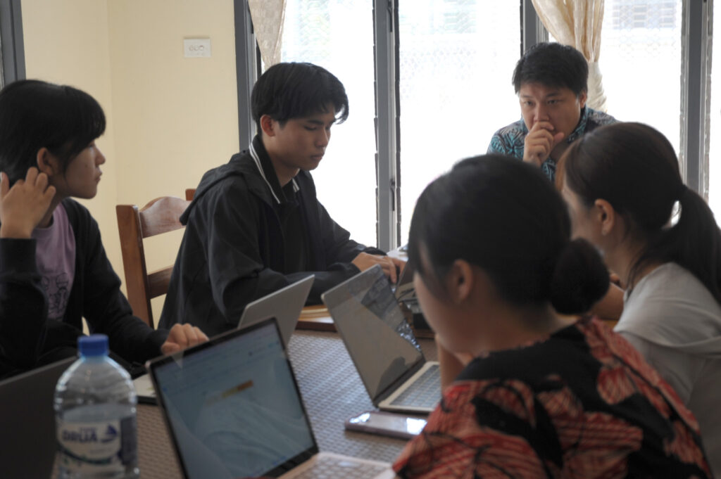 現地プログラム